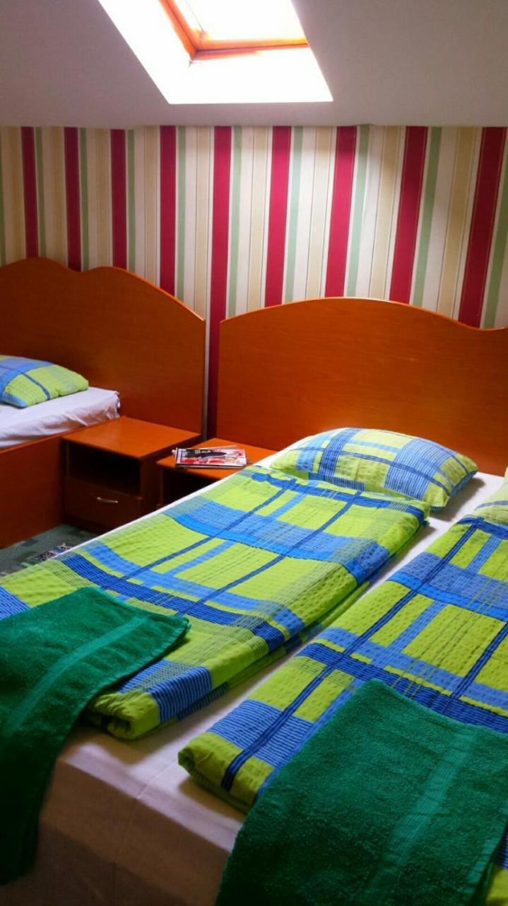 Motel Ioanis Mîndruloc Exteriör bild
