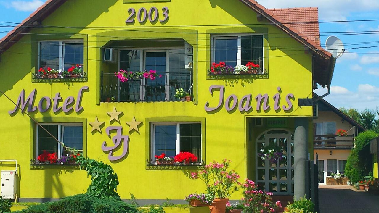 Motel Ioanis Mîndruloc Exteriör bild